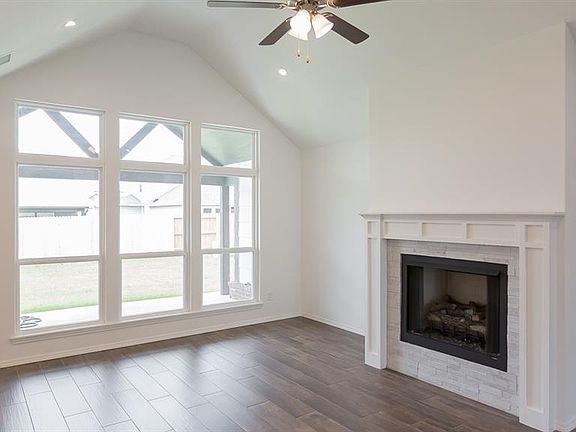 5th image of 8205 NW 151st Ter