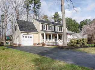 2206 Turtle Hill Cir, Midlothian, VA 23112