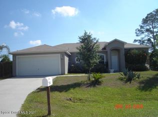 553 Town Rd SW, Palm Bay, FL 32908
