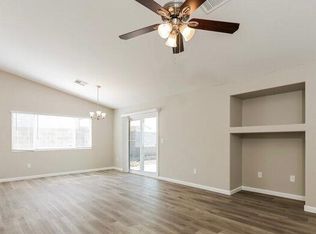 38750 Wild Mustang Rd, Lady Lake, FL 32159