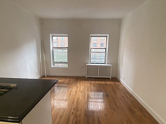 1st image of 1594 3rd Ave APT 5B