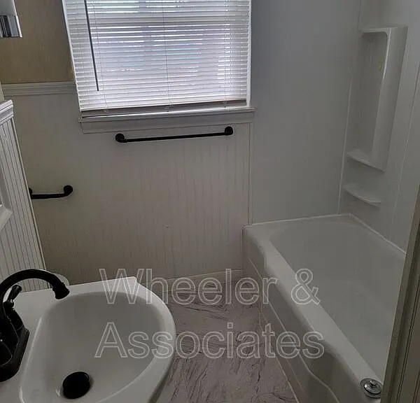 1415 23rd St — Photo 11