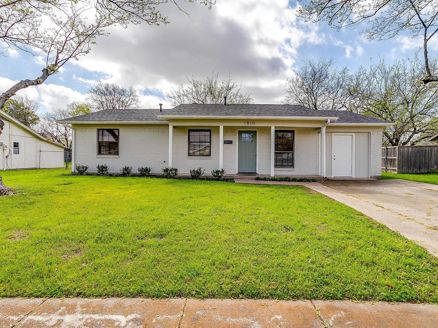 1810 Running River Rd, Garland, TX 75044 | Zillow