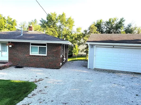 403 E McKinney St, Runnells, IA 50237