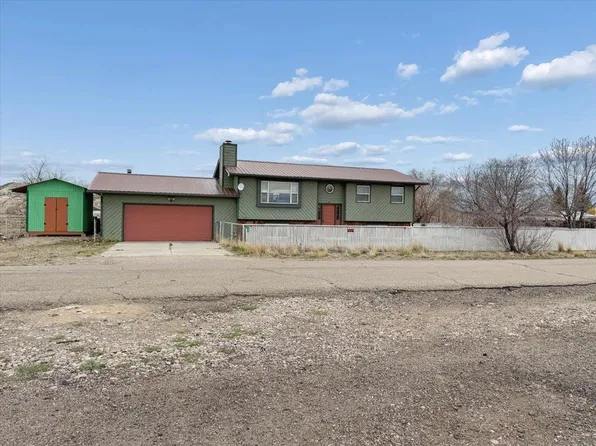 723 W Valley Rd, La Barge, WY 83123