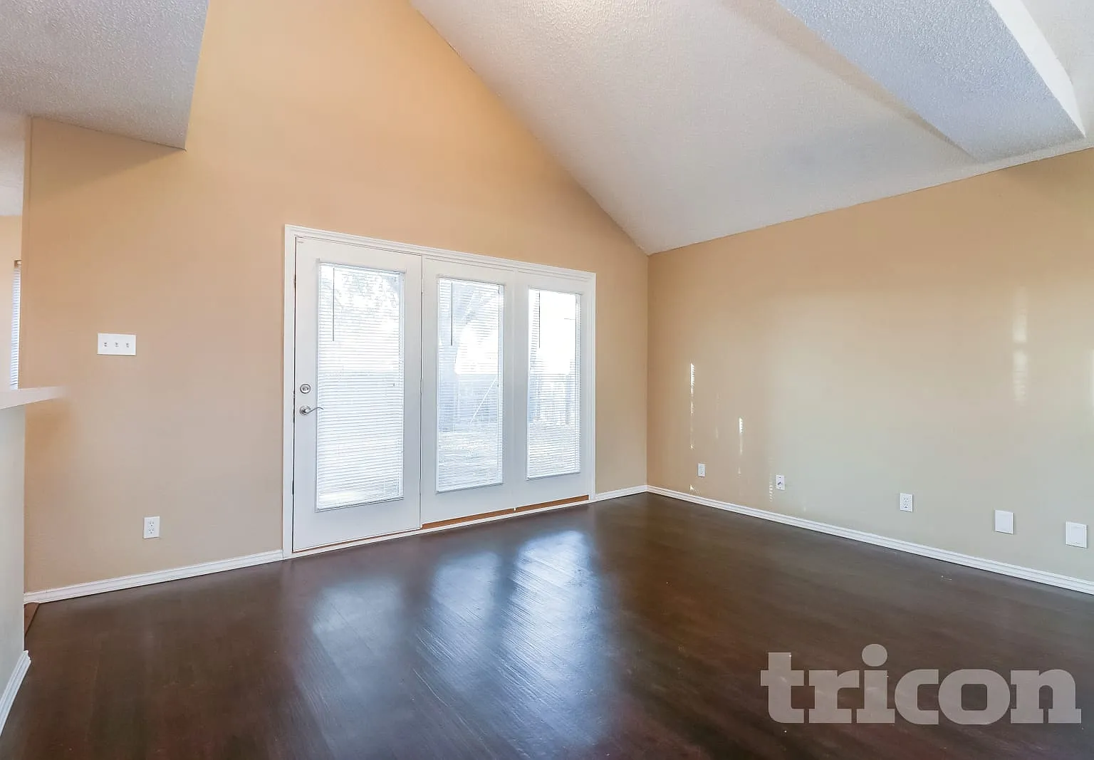 5242 Cornvalley Drive Arlington TX — Photo 4