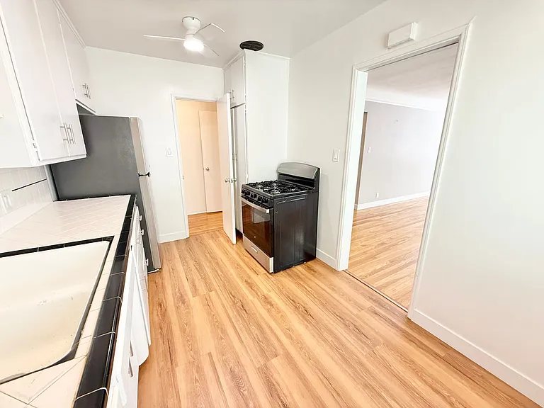 106 Mira Mar Ave — Photo 5