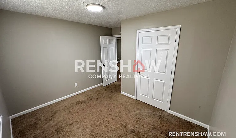 158 Navy Dr — Photo 9