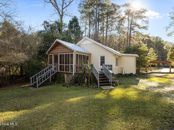 104 Pattswood Road, New Bern, NC 28560