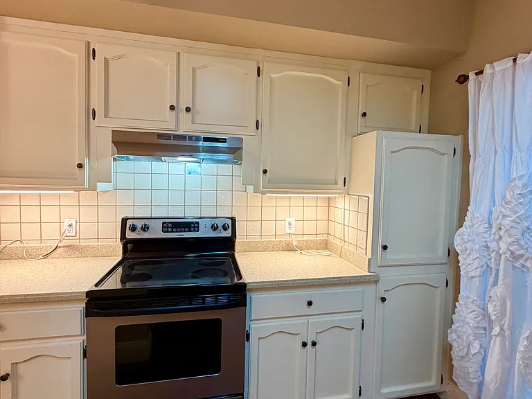 8147 N Cedar Ave #107 — Photo 10
