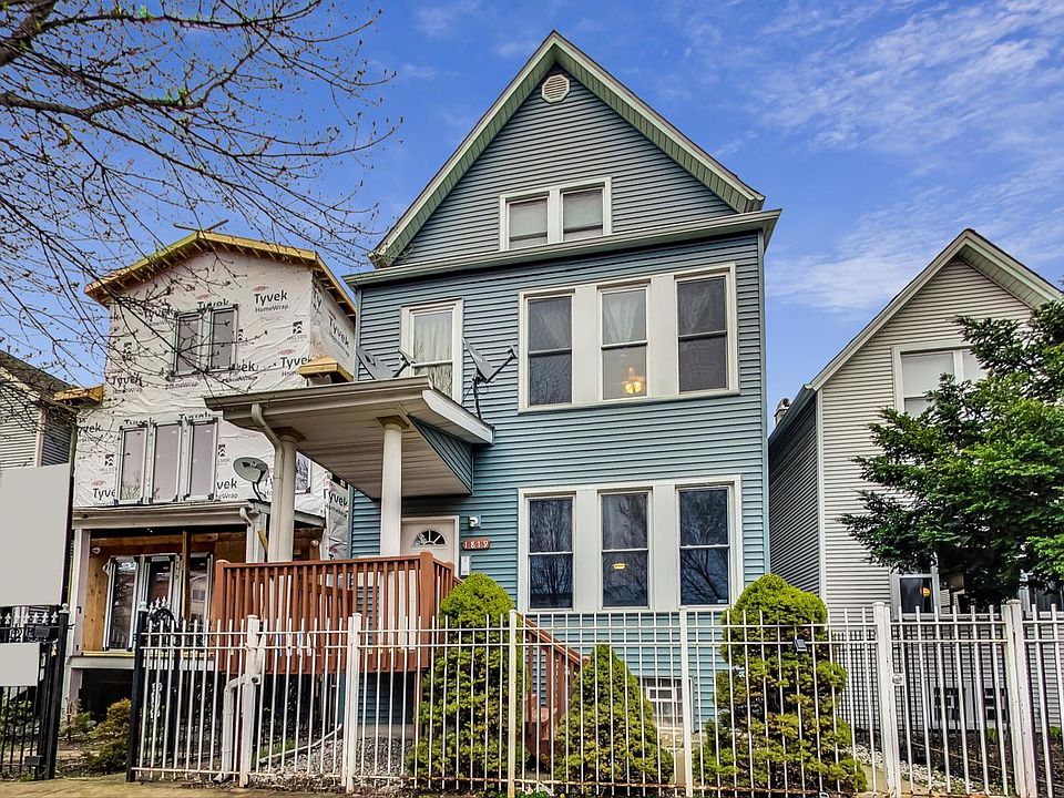 1st image of 1819 N Francisco Ave #3