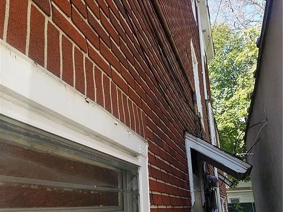 2nd image of 13 Laurel Ave