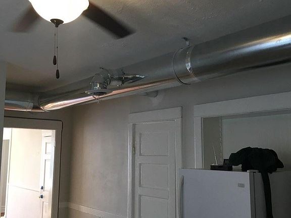 3rd image of 3614 W Belmont Ave APT 2F