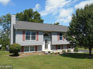 40 Sherman Ct, Gerrardstown, WV 25420