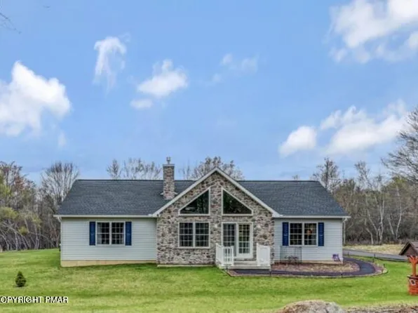 209 Brittany Dr, Albrightsville, PA 18210