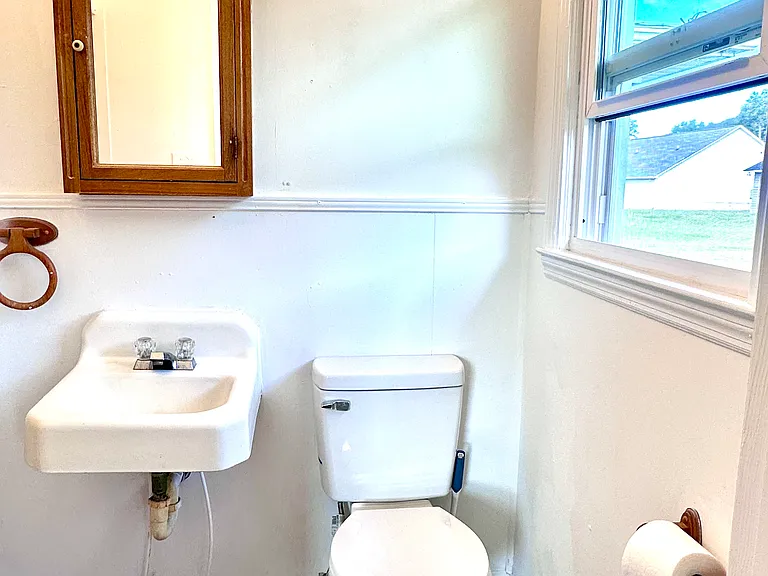 340 Pine Haven Rd — Photo 13