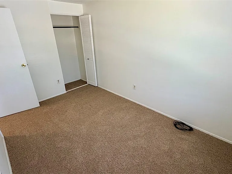 3812 Louisa St — Photo 21
