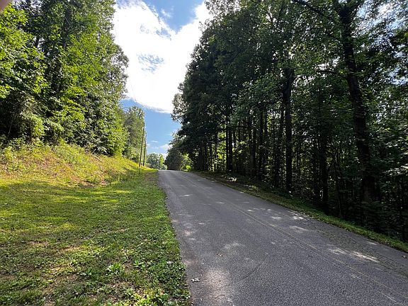 5th image of 5139 Dawn Ridge Rd