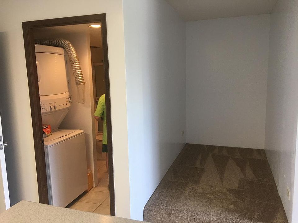 2nd image of 1333 Heulu St #4