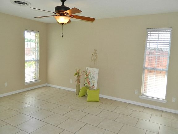 3rd image of 506 NW 73rd St