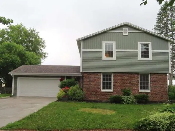N94W6619 Fieldcrest STREET, Cedarburg, WI 53012