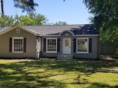 1st image of 221 Lee Ln