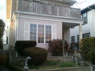 669 W Market St, Long Beach, NY