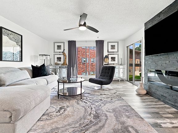 4th image of 3042 Lake Shore Dr Unit D