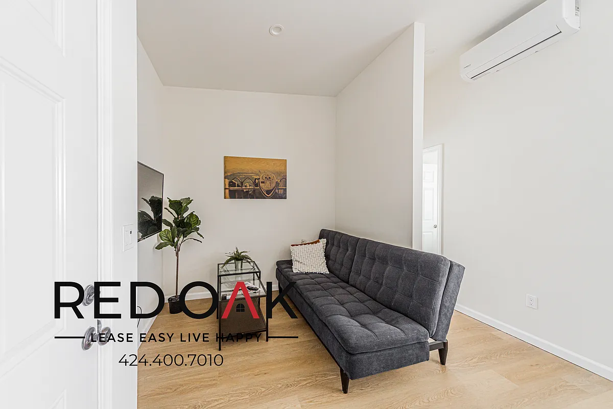 Building Photo - 1450 Echo Park Ave #1467