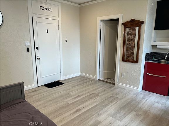 3rd image of 315 W 3rd St #5A