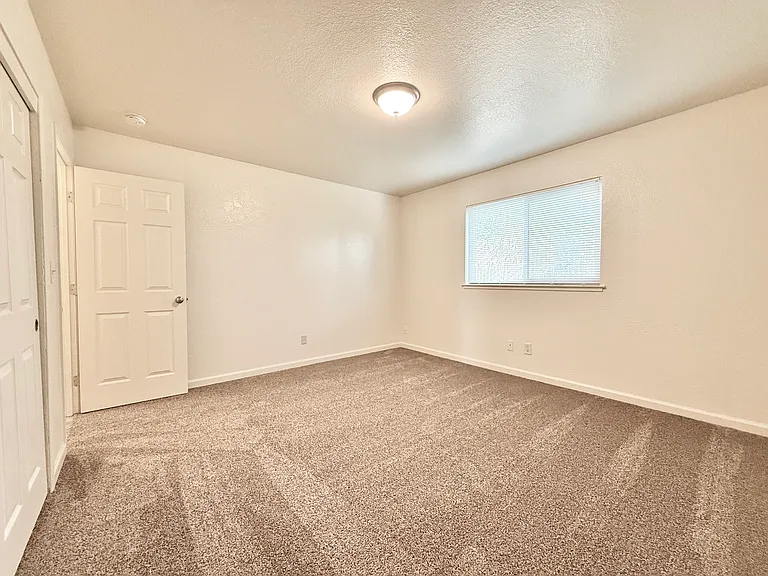 125 N Fremont St #3 — Photo 6