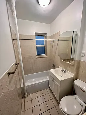 Rented by Amorelli Realty | media 22