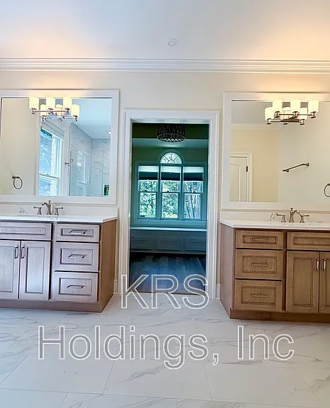 1025 Blackburn Blf — Photo 6