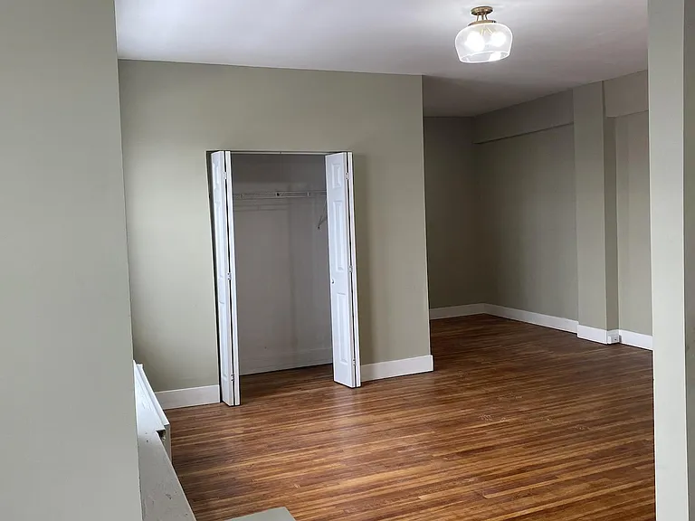 4407 W Pine Blvd #212 — Photo 6