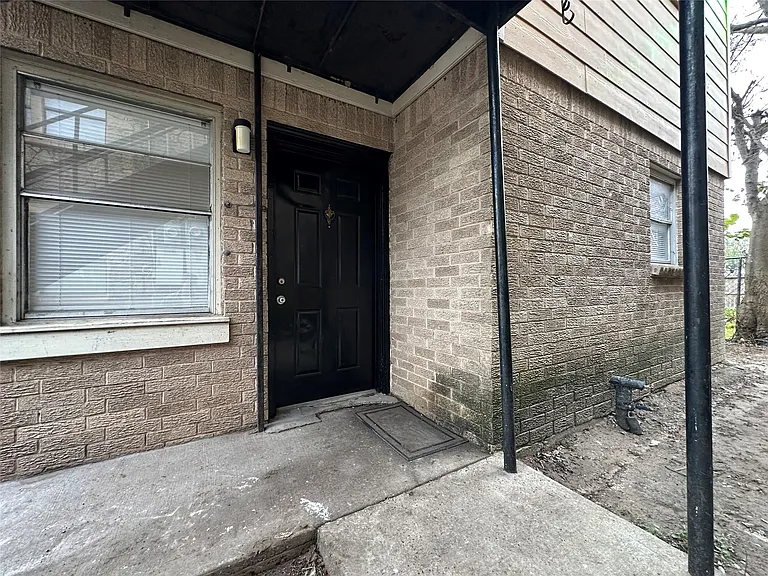 4911 Delano St #1 — Photo 12