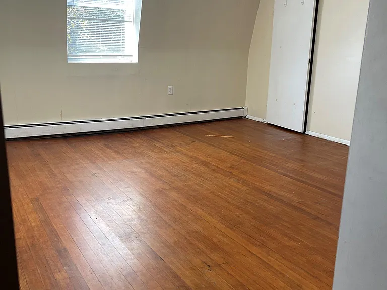 1625 Main St #3 — Photo 7
