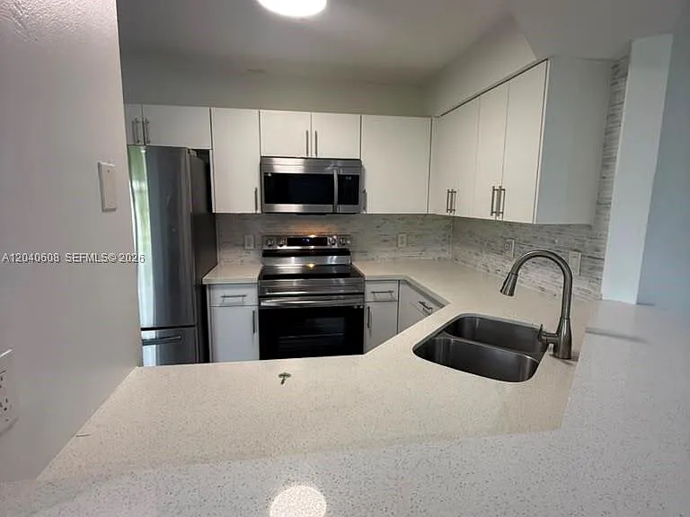 9021 W Sunrise Blvd #9021 — Photo 10