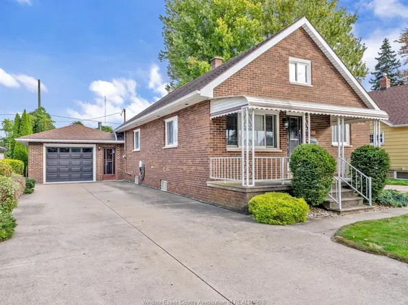 40 Westmoreland Ave, Leamington, ON N8H 3P3