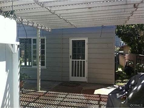 3rd image of 1058 Avenue B