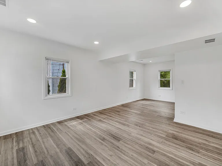 37544 N Columbus Ave — Photo 20