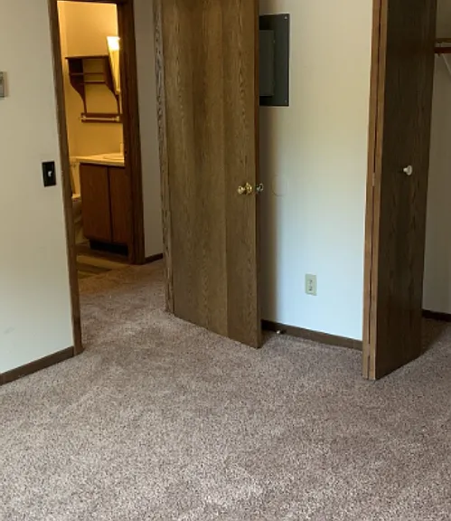 808 Macomber St — Photo 2