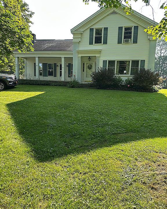 Front of the house 