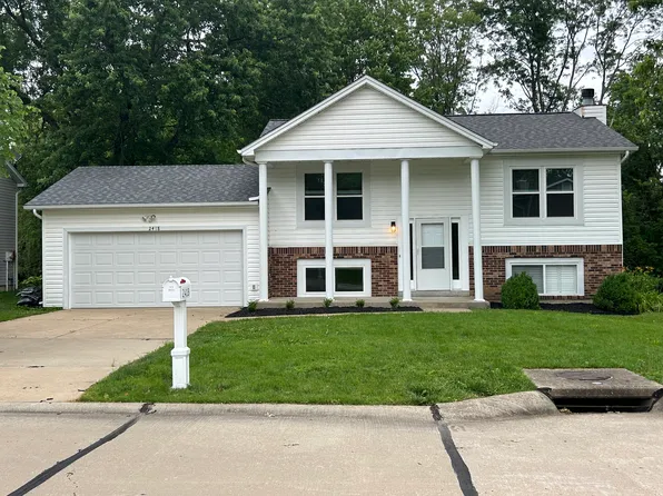 2418 Sundance Dr, O'Fallon, MO 63368