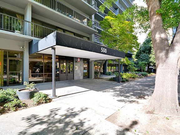 5th image of 500 N St Unit 1404