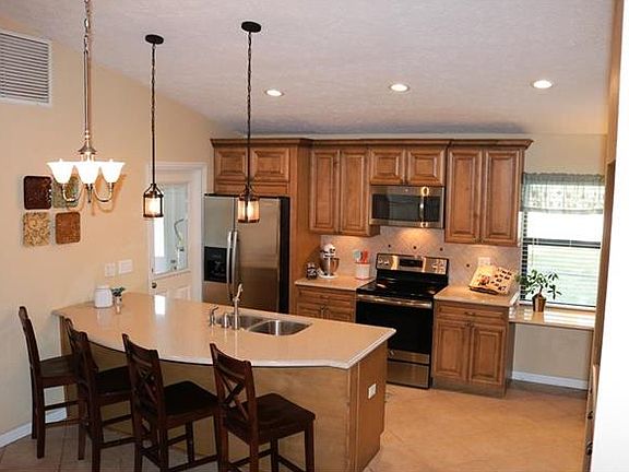 2nd image of 3406 Spooner Dr