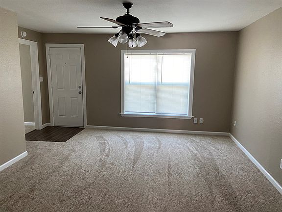 3rd image of 506 N Lamar St
