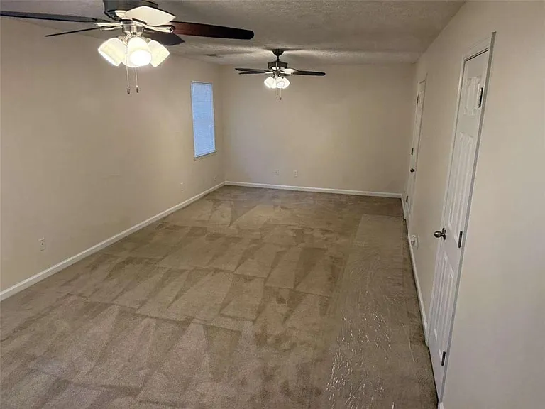 228 Solomon Dr — Photo 14