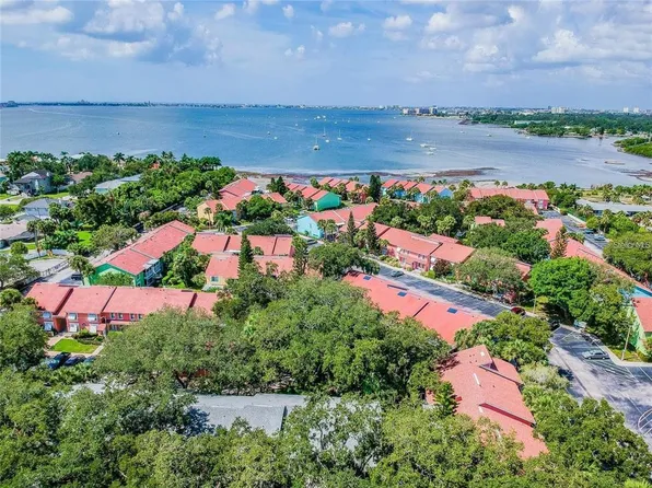 3795 41st Ln S Unit F, Saint Petersburg, FL 33711