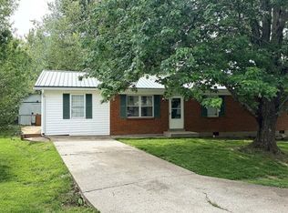 4 Pebble Ct, Frankfort, KY 40601