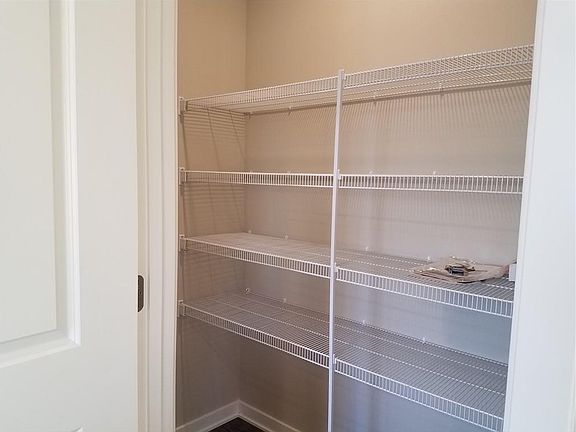 5th image of 7629 NW 94th Ct